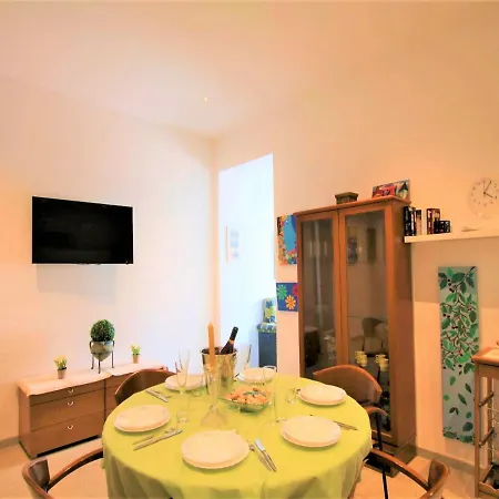Apartment Isamar *
